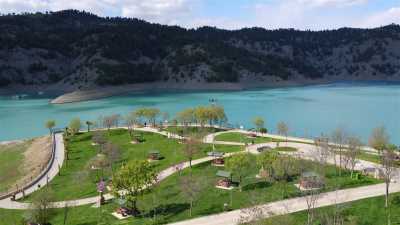 Menzelet Baraj Gölü Mesire Alanı